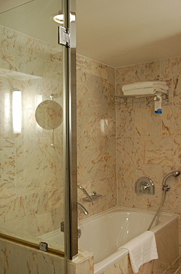bathtub.JPG